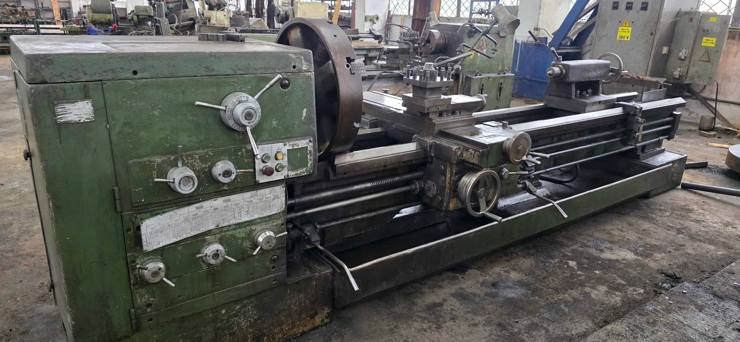 Lathe SARO SPA 630 × 3000